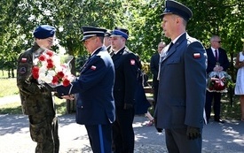 Galeria aktualności 106. rocznica Bitwy Warszawskiej &ndash; uroczystości w Płońsku 10
