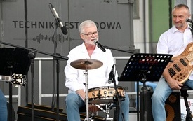 Galeria aktualności Koncert zespołu FAKIRY na płońskim Rynku&nbsp; 34
