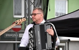 Galeria aktualności Koncert zespołu FAKIRY na płońskim Rynku&nbsp; 41