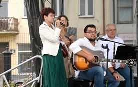 Galeria aktualności Koncert zespołu FAKIRY na płońskim Rynku&nbsp; 44