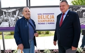 Galeria aktualności P&oacute;ł wieku wsp&oacute;lnej historii. Wyjątkowa wystawa z okazji 50-lecia fabryki ciastek otwarta 7