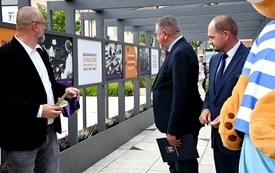 Galeria aktualności P&oacute;ł wieku wsp&oacute;lnej historii. Wyjątkowa wystawa z okazji 50-lecia fabryki ciastek otwarta 47