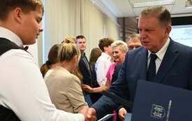 Galeria aktualności Nagrody dla najlepszych płońskich uczni&oacute;w 22