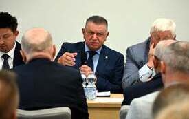 Galeria aktualności Nowy stadion łączy cały region: samorządowcy z powiatu obradowali w sercu płońskiego sportu 10