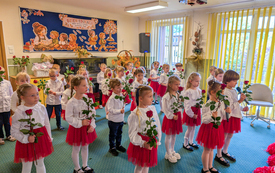 Galeria aktualności Dzień Edukacji Narodowej - występy w Przedszkolach Nr 2 i 3 2