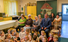 Galeria aktualności Dzień Edukacji Narodowej - występy w Przedszkolach Nr 2 i 3 10