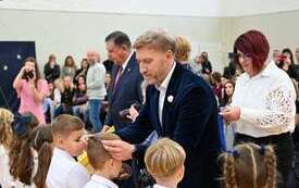 Galeria aktualności Pasowanie na ucznia i Dzień Edukacji Narodowej w SP nr 2 w Płońsku 10