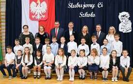 Galeria aktualności Pasowanie na ucznia i Dzień Edukacji Narodowej w SP nr 2 w Płońsku 17