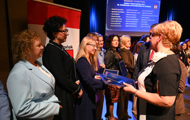 Galeria aktualności Uroczystość z okazji Dnia Edukacji Narodowej w Miejskim Centrum Kultury w Płońsku 13