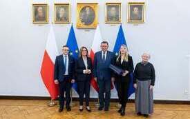 Galeria aktualności Płońsk w kosmosie &ndash; dr Kazimierz Czernis uhonorowany Medalem Senatu RP 1