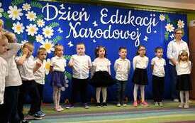 Galeria aktualności Dzień Edukacji Narodowej w Przedszkolu Nr 5 im. Jasia i Małgosi w Płońsku&nbsp; 4