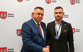 Galeria aktualności Pamiątkowe medale dla radnych 10