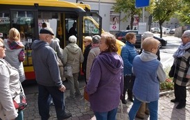 Przejażdżka Klubu Seniora autobusem elektrycznym