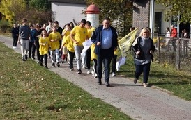 5 Bieg i Marsz Papieski w SP nr 4 w Płońsku