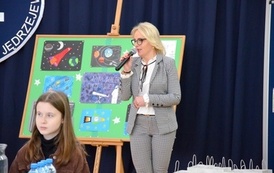 przem&oacute;wienie kobiety podczas konkursu