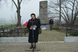 Pani Mirosława Krysiak Kierwonik PracownI Dokumentacji Dziej&oacute;w Miasta wspomina historię sprzed 75 lat