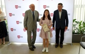 Nagrody dla uczni&oacute;w płońskich szk&oacute;ł podstawowych  (8)