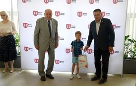 Nagrody dla uczni&oacute;w płońskich szk&oacute;ł podstawowych  (3)