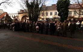 Zaproszeni goście uczestniczący w uroczystości z okazji Narodowego Dnia Pamięci Żołnierzy Wyklętych