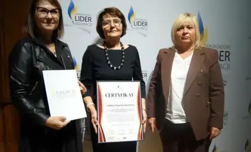Zdjęcie do Miasto Płońsk po raz kolejny Samorządowym Liderem Edukacji 