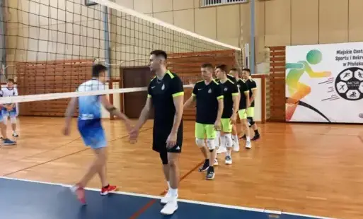 Zdjęcie do Turniej siatk&oacute;wki o Puchar Burmistrza Miasta Płońska