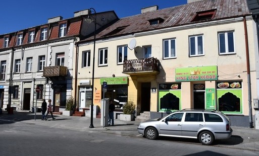 Zdjęcie do Otwarcie ofert na przebudowę kamienic przy ul. Zduńskiej i Placu 15 Sierpnia w Płońsku
