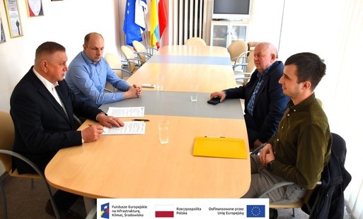 Zdjęcie do Podpisanie umowy na nadz&oacute;r inwestorski dla projektu zielono-niebieskiej infrastruktury w Płońsku