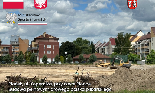 Zdjęcie do Płońsk z dofinansowaniem na budowę pełnowymiarowego boiska przy ul. Kopernika