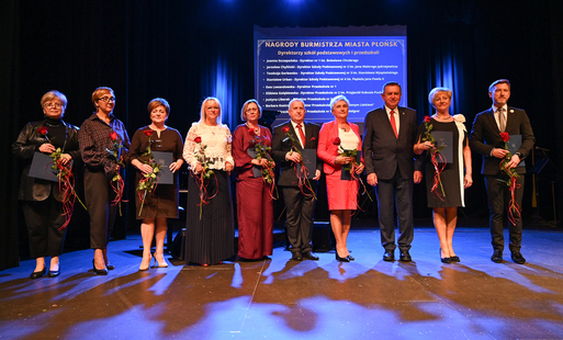 Zdjęcie do Uroczystość z okazji Dnia Edukacji Narodowej w Miejskim Centrum Kultury w Płońsku