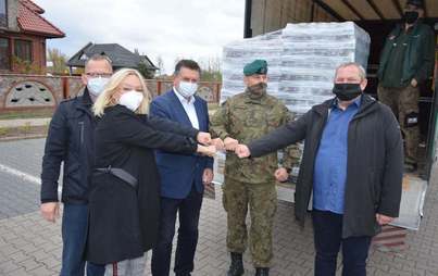 Zdjęcie do Jednostka Strzelecka 1006 Płońsk otrzymała znicze