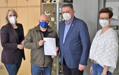 Zdjęcie do Podpisano umowy na realizację zadania publicznego w ramach ustawy o działalności pożytku publicznego i o wolontariacie