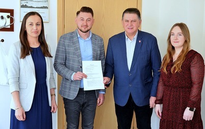 Zdjęcie do Umowa na windę podpisana