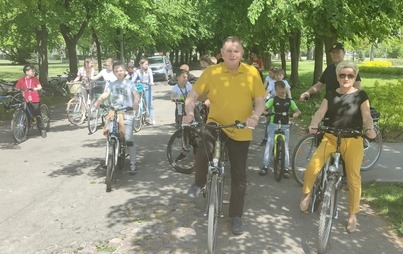 Zdjęcie do Zajęcia przygotowujące dzieci do egzaminu na kartę rowerową