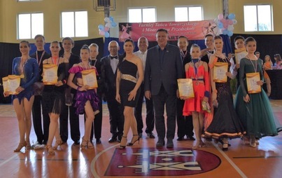 Zdjęcie do Turniej taneczny Sportowego Klubu Tańca Towarzyskiego "start"