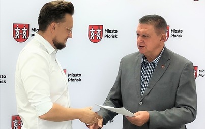 Zdjęcie do Umowa na realizajcję prac budowlanych 
