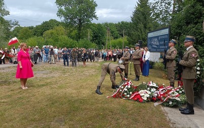 Zdjęcie do Uroczystość upamiętniająca 300 więźni&oacute;w straconych w 1944 r