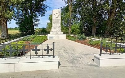 Zdjęcie do Renowacja miejsca pamięci zbrodni hitlerowskiej na Piaskach w Płońsku zakończona