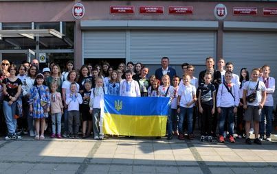 Zdjęcie do Grupa dzieci z Ukrainy w plońskim Ratuszu 