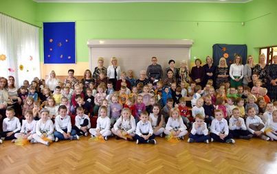 Zdjęcie do Dzień Edukacji Narodowej w Przedszkolu Przyjaci&oacute;ł Kubusia Puchatka w Płońsku