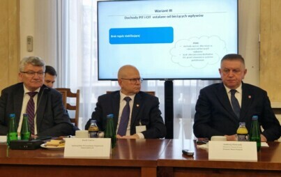 Zdjęcie do Spotkanie z ministrem finans&oacute;w Andrzejem Domańskim