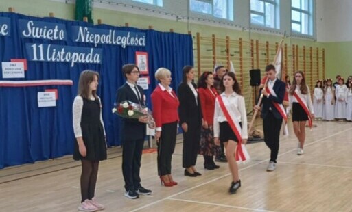 Zdjęcie do Uroczystości patriotyczne w SP3