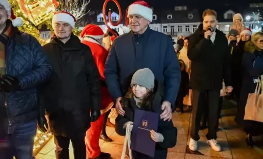 Zdjęcie do Najpiękniejsze bombki wybrane