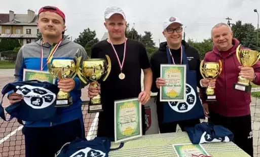 Zdjęcie do Finał Mistrzostw Miasta Płońsk w tenisie ziemnym rozstrzygnięty