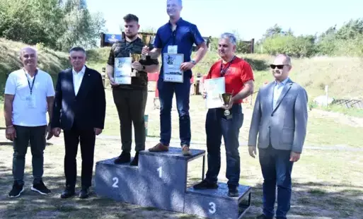 Zdjęcie do I Mistrzostwa Strzeleckie Samorządowc&oacute;w &bdquo;Salwa Rajcy&rdquo;