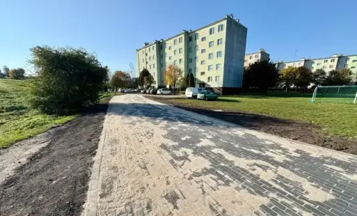 Zdjęcie do  Zjazd z ulicy Grobickiego na osiedle wedlowskie gotowy