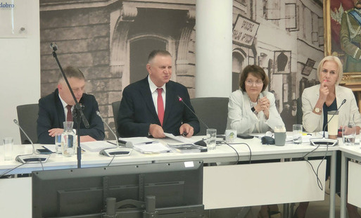 Zdjęcie do Burmistrz Andrzej Pietrasik z wotum zaufania i absolutorium za 2025 rok