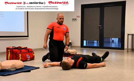 Zdjęcie do Superbohaterowie są wśr&oacute;d nas! Ruszył projekt &bdquo;Bezpieczny Senior&rdquo; w Płońsku