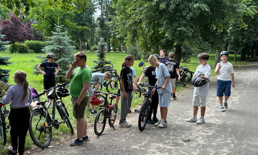 Zdjęcie do Egzamin na kartę rowerową uczni&oacute;w Szkoły Podstawowej nr 1 im. Bolesława Chrobrego w Płońsku