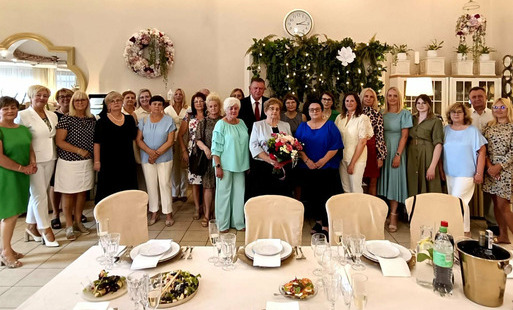 Zdjęcie do 57 lat pracy dla płońskiej oświaty