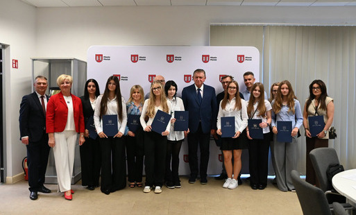 Zdjęcie do Nagrody dla najlepszych płońskich uczni&oacute;w